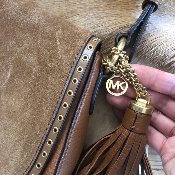 Michael Kors Tan Brown Leather shoulder Bag - Picture 4 of 6